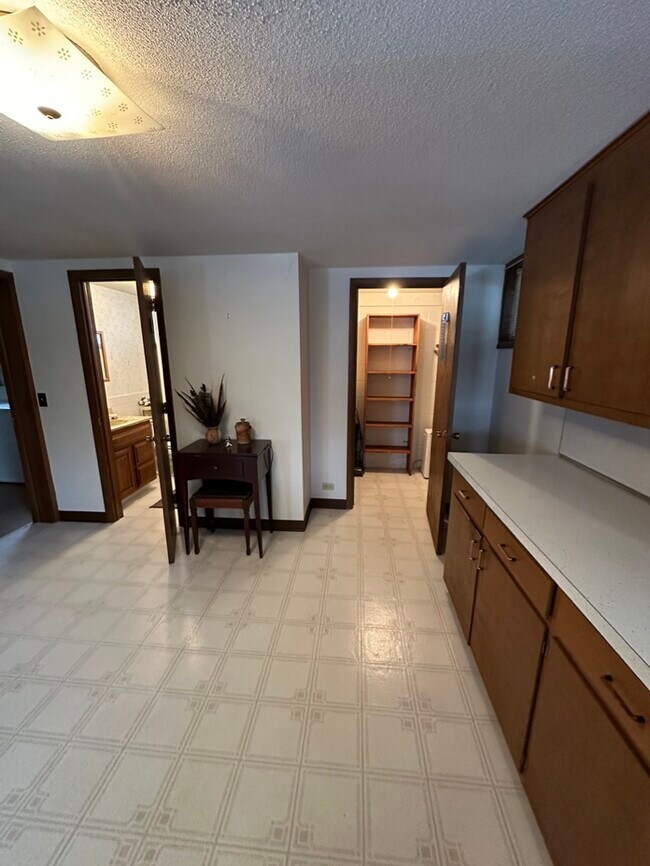 Building Photo - 200 Nolden Ln