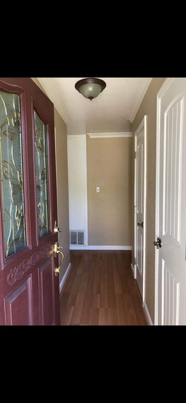 Building Photo - 305 Georgiana Dr