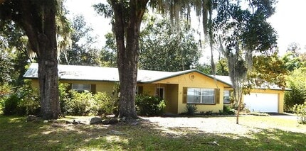 Building Photo - 3461 NW 35th Pl