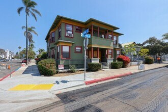 Building Photo - 2200 Island Ave