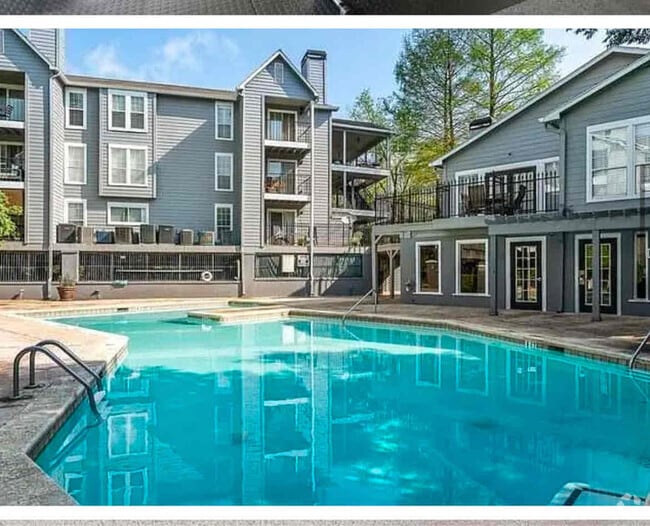 Building Photo - 631 Granville Ct