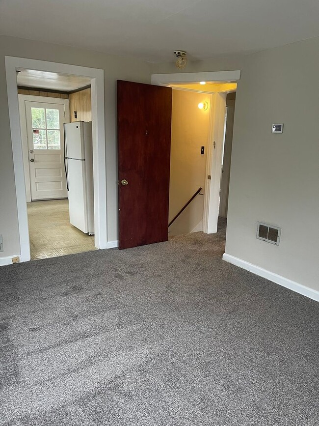 Foto del edificio - 2 Bedroom Apartment in Marshallton Heights