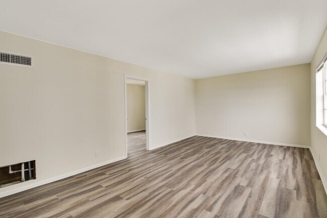 Foto del edificio - 3907 S Flagler Dr