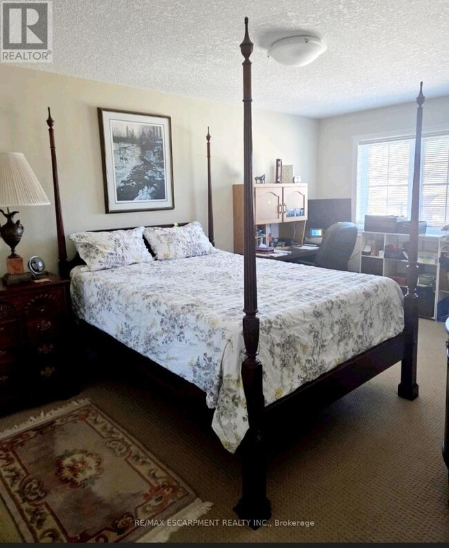 Photo du bâtiment - 907 Frontenac Crescent