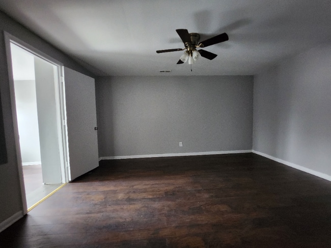 Building Photo - 8137 S Evans Ave