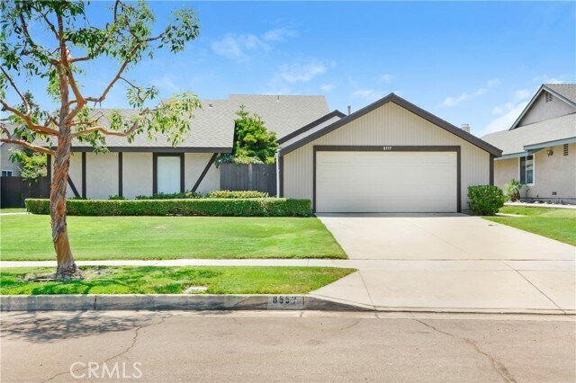 Foto principal - 8555 Sandalwood Ct