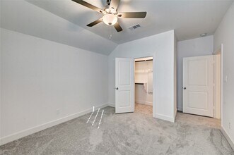 Building Photo - 7302 New Pecan Dr