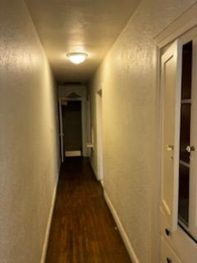 Foto del edificio - 2528-2530 Park Way