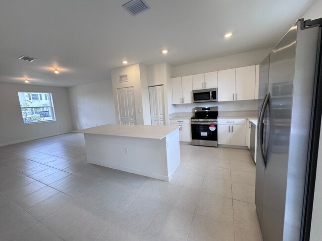 Foto del edificio - 1455 SE 27th St