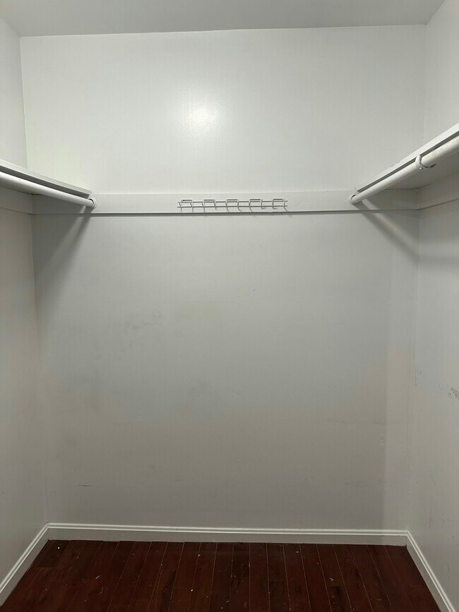 Foto del edificio - 3120 Creedon Dr