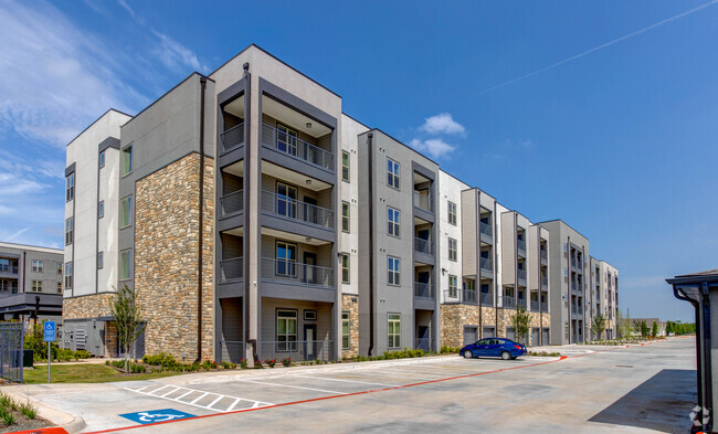 Foto del edificio - Larkspur at Shadow Creek