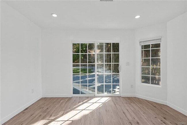 Foto del edificio - 7057 Middlesbury Ridge Cir