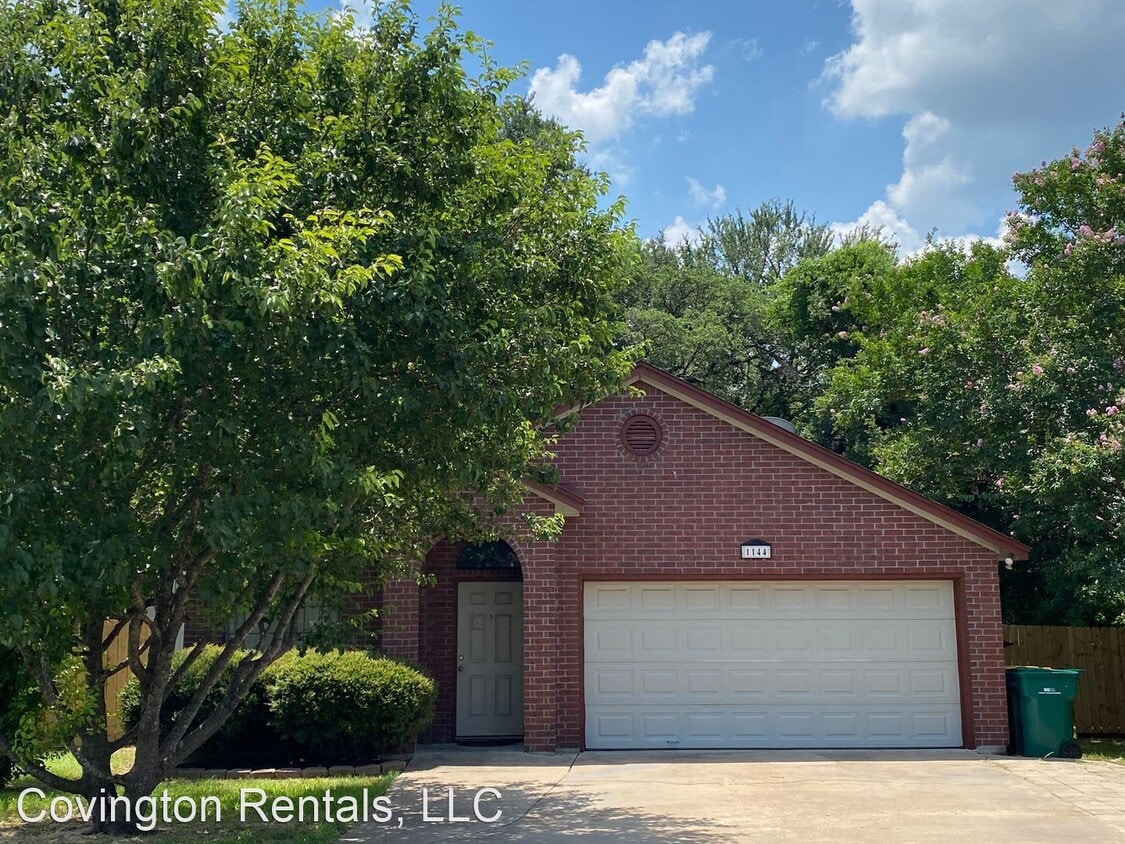 Primary Photo - 3 br, 2 bath House - 1144 Lindsey Cir