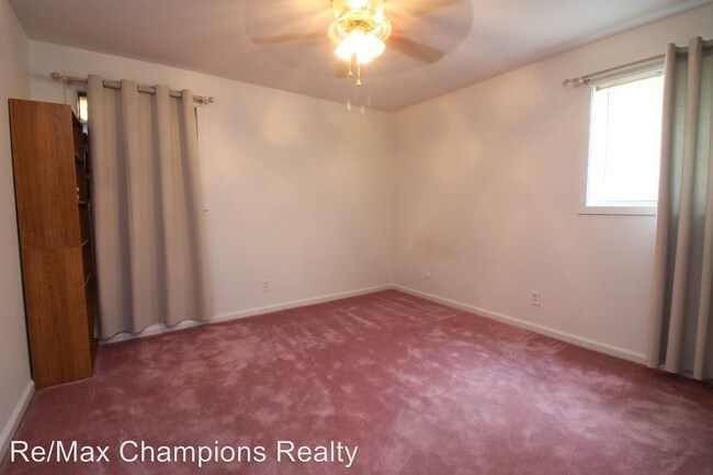 Foto del edificio - 2 br, 2 bath House - 2257 Lois Ave