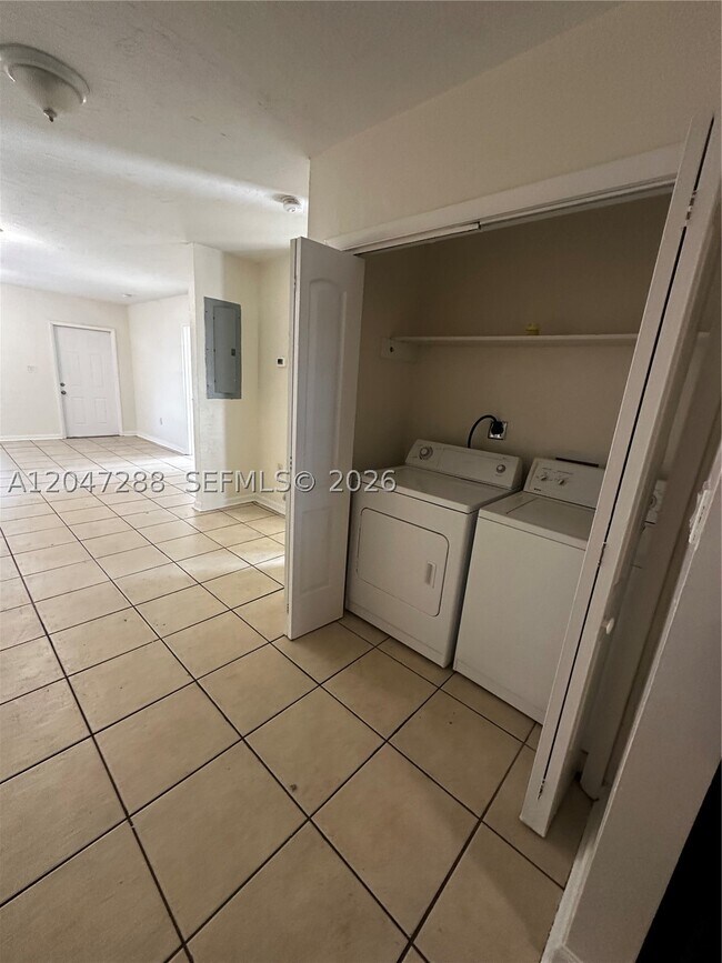 Building Photo - 10623 SW 170th St