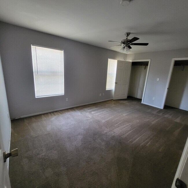 1508 N Cameron St Unit B, Victoria, TX 77901 Apartments in Victoria