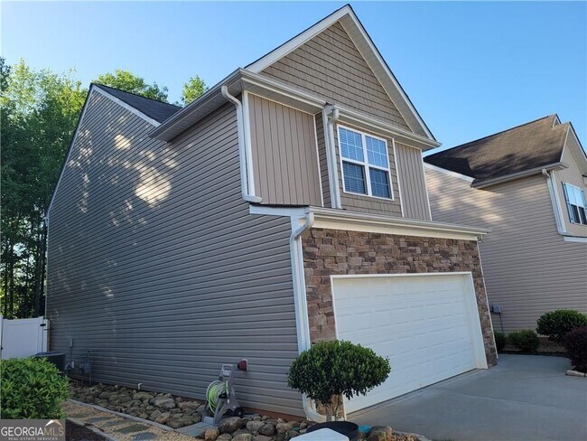 Foto del edificio - 573 Arrowhead Dr