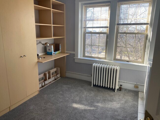 Foto del edificio - 940 Gates Ave