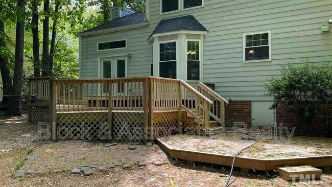 Building Photo - 122 Montibello Dr