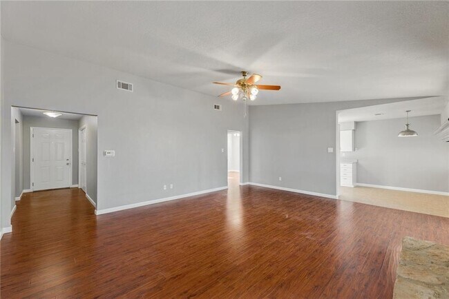 Building Photo - 12225 Mosley Ln