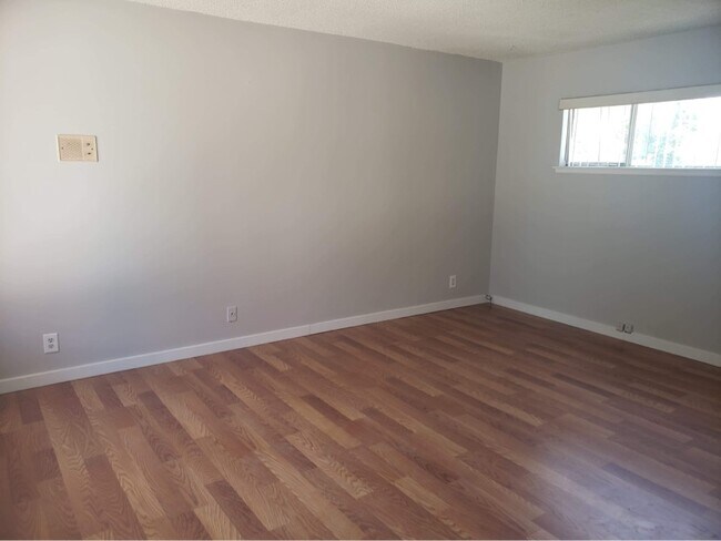 Foto del edificio - 2930 Graceland Way