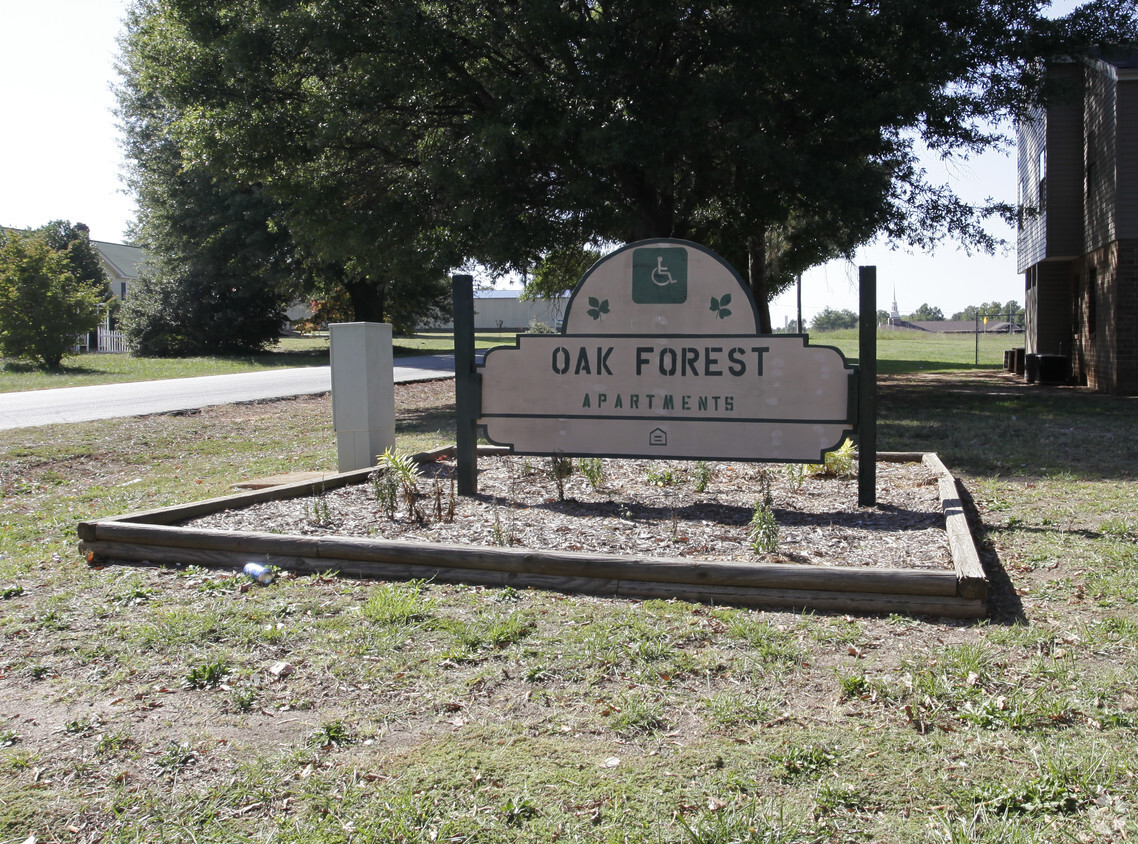 Building Photo - Oak Forest Apartments