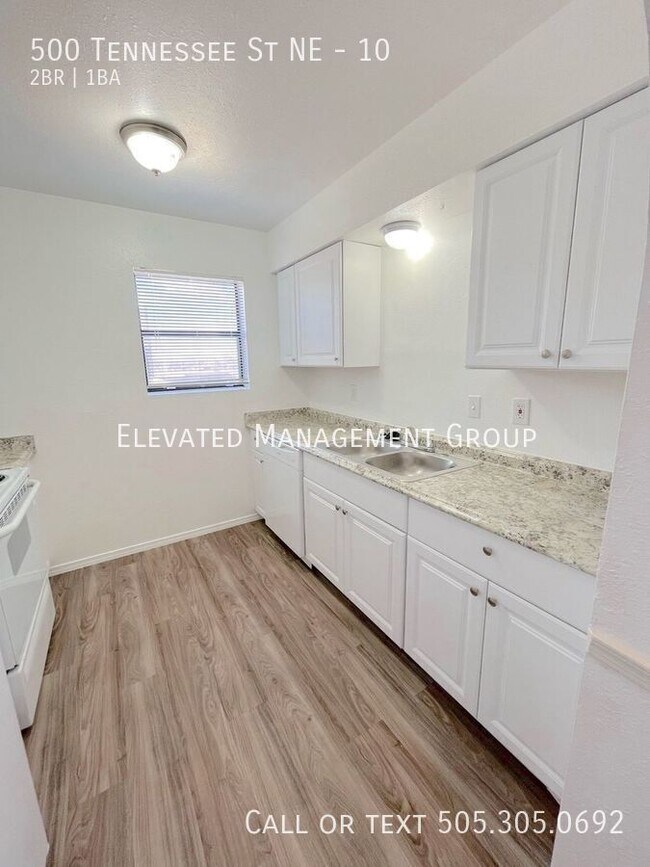 Foto del edificio - Beautiful Upgraded 2 Bedroom Unit Ready fo...