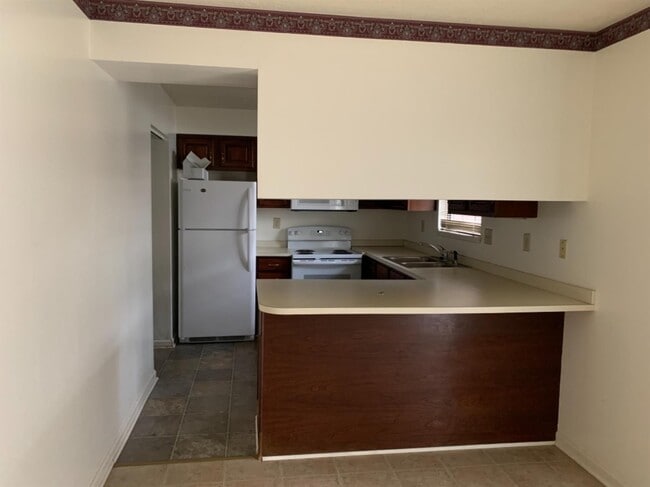 Building Photo - 3441 Laredo Dr