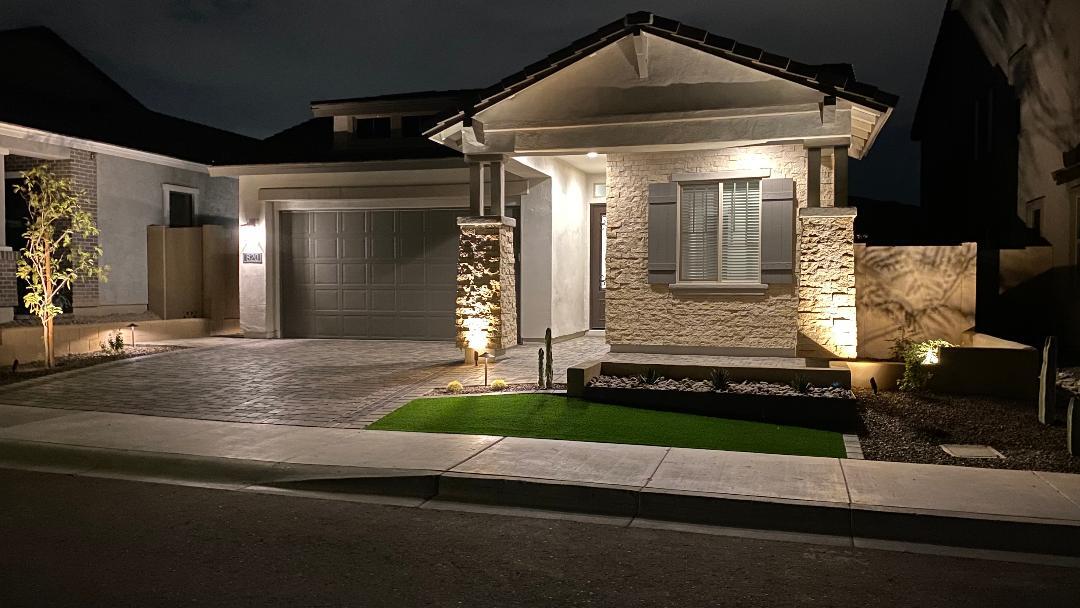 Foto principal - 820 E Ashurst Dr