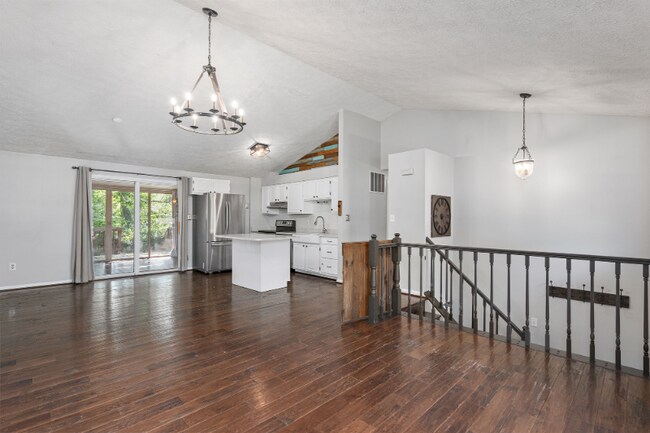 Building Photo - 1703 Long Tree Ct