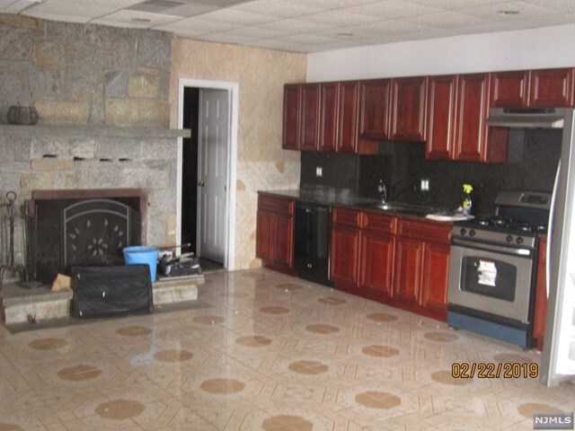 Foto del edificio - 114 Pine St