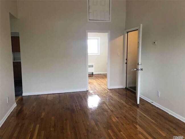 Foto del edificio - 921 N Ontario Ave