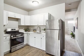 Building Photo - 220 N Collington Ave