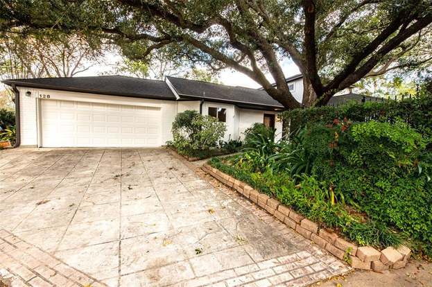 Foto del edificio - 12800 Briar Forest Dr