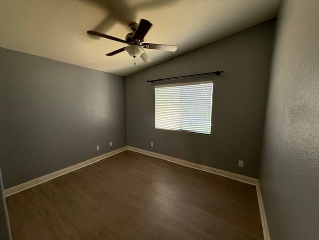 Building Photo - La Quinta Cove