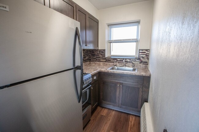 Interior Photo - AVID Uptown