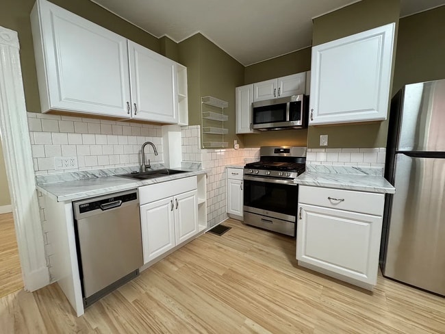 Building Photo - 368 Washington St