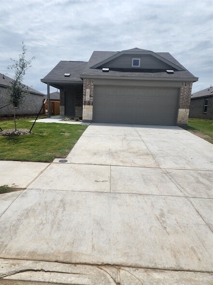 Photo - 15013 Bushwacker Way Unit House