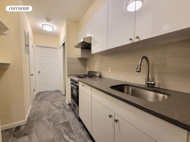 Foto del edificio - 239 E 51st St