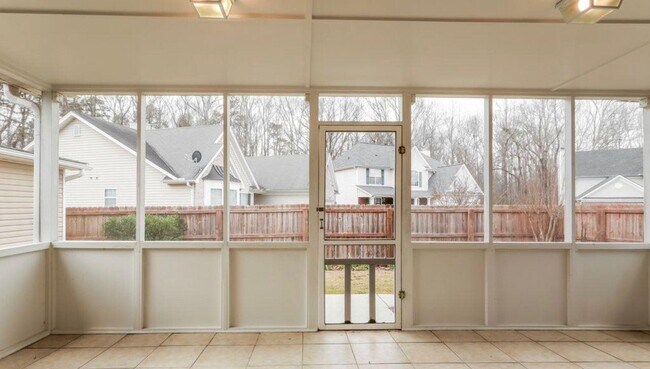 Building Photo - 1843 Brittlebank Ln