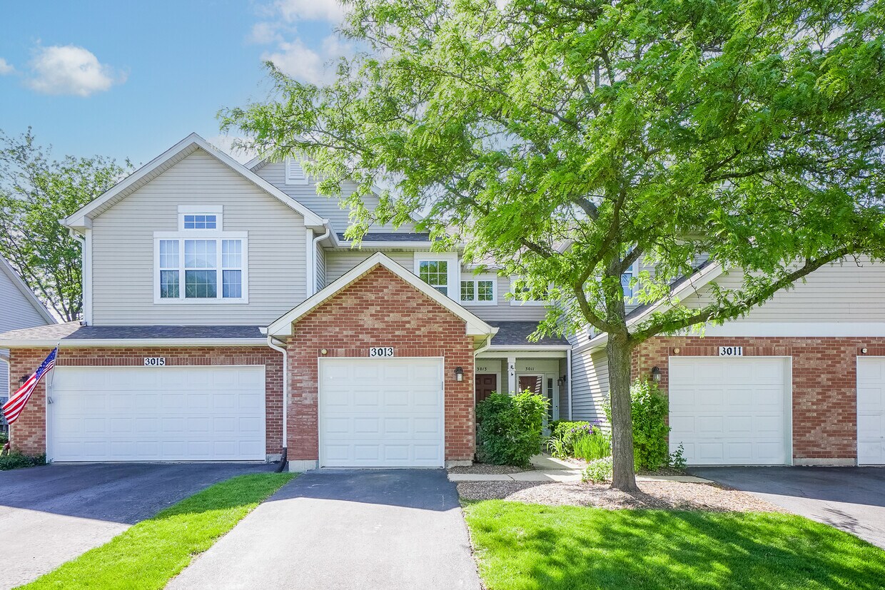 Primary Photo - 3013 Kentshire Cir