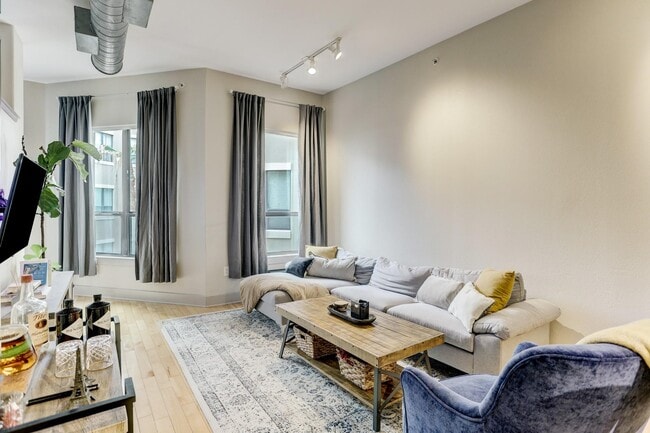 Foto del edificio - 1901 Post Oak Blvd