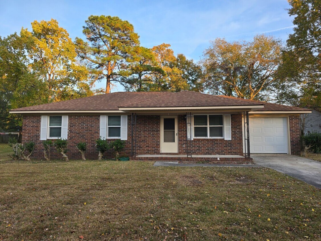 Foto principal - Renovated 3BR home in Sangaree