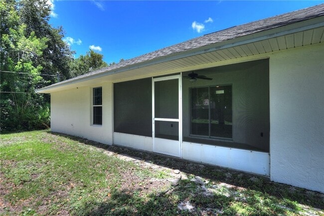 Building Photo - 8626 102nd Ct