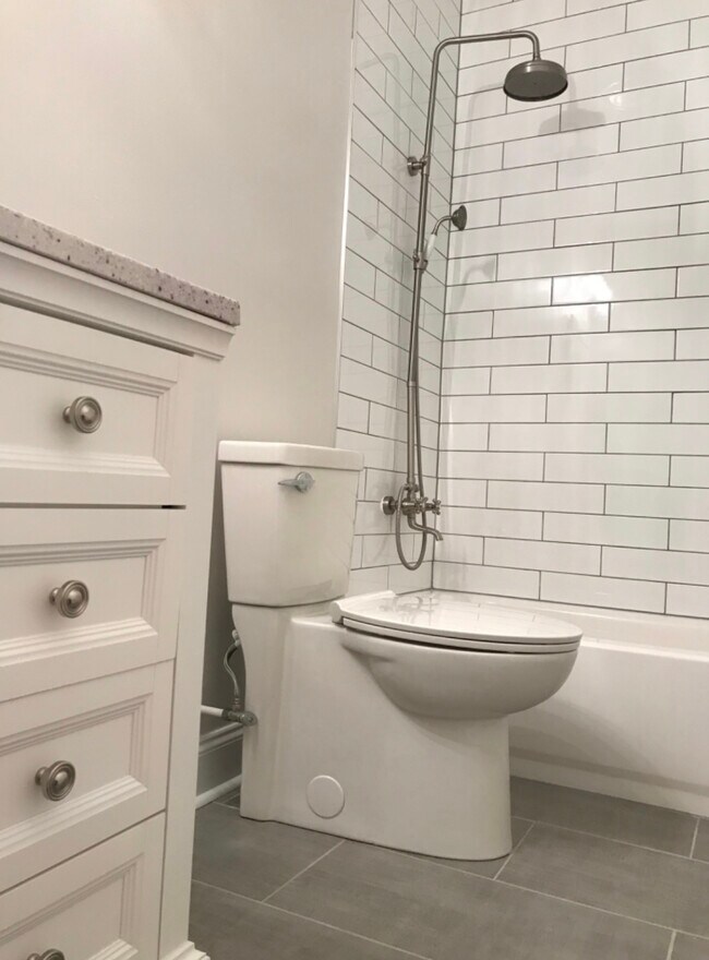 Foto del edificio - 5601 Fairview Rd