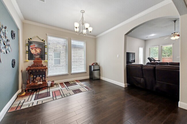 Foto del edificio - 8613 Tutbury Pl