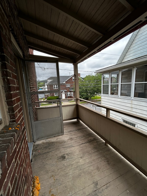 Building Photo - 719 Mercer Ave