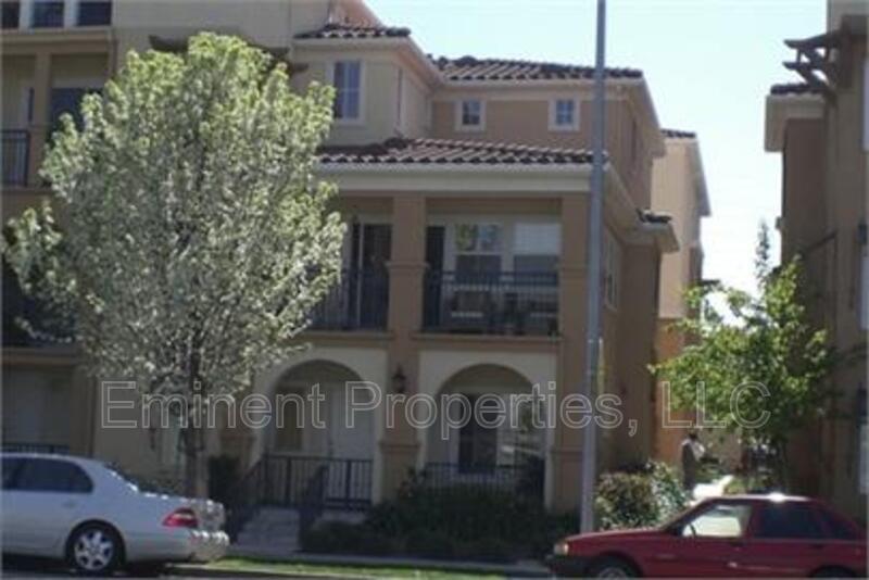 Photo - 2031 Sonador Commons