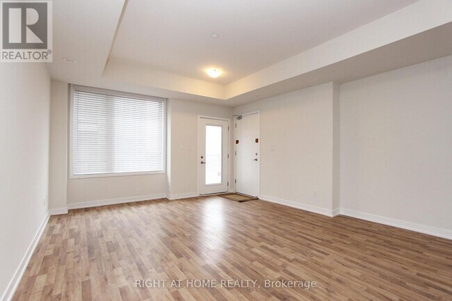 Photo du bâtiment - 1460 Whites Rd N