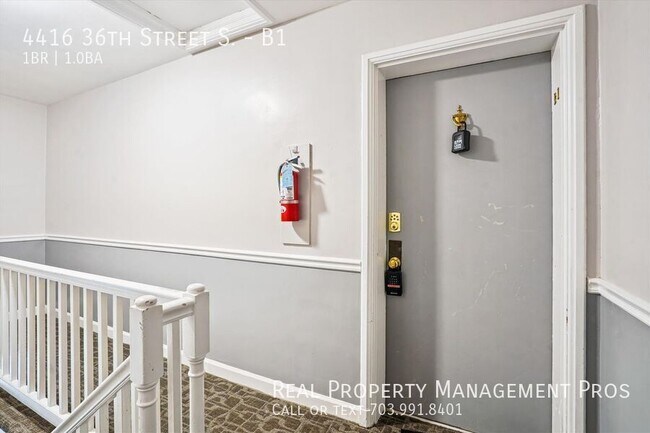 Foto del edificio - 4416 36th St S